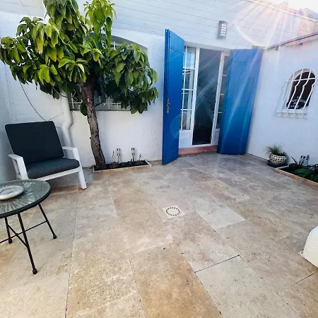 Maison 2 - Parking- Piscine Collective - Clim Rdc - Wifi בית נופש *