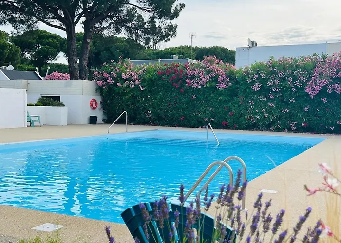 Maison 2 - Parking- Piscine Collective - Clim Rdc - Wifi Vakantiehuis